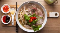 Sí hay opciones de comida vietnamita en Monterrey, aquí tres recomendaciones para probar Pho, la sopa de fídeos de arroz y carne, clásica del país
