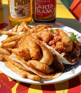 ¡Aún no se acaba la Cuaresma! Aquí 3 recomendaciones en SPG, MTY y SNN con tacos de mariscos grandes al estilo 'Baja'. Con 2 vas a quedar satisfecho