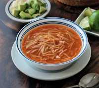 "El mejor caldo lo prepara mi abuelita o mi mamá". El sabor "casero" sí existe y generalmente se encuentra en las fondas y cantinas tradicionales en NL