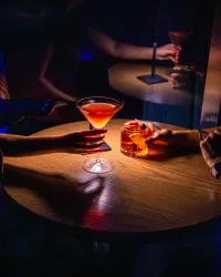 Con la popularidad de las selfies en espejos, ahora los baños de los restaurantes son más estéticos que hasta el mismo comedor