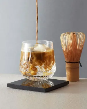 Cafés independientes de NL. Té hojicha: la alternativa del matcha japonés que apenas se encuentra en MTY. Dicen que podría ser la nueva moda... ¿cobrará fuerza?