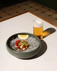 ¡Las novedades restauranteras no paran! Aquí 3 aperturas más en San Pedro, Cumbres y Barrio Antiguo: cocina contemporánea, mariscos y con temática de cine