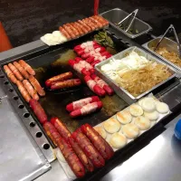 Hot dogs de La Purísima: más de 30 años en MTY, 3 tipos de salchicha, siempre hay fila y buena relación calidad-precio. Dicen que son los mejores de la zona...