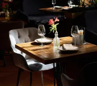 Si los bares tienen 'singles night' y los cafés independientes hacen 'speed-dating', ¿por qué los restaurantes de NL no organizan cenas con desconocidos? — Gastronomía en Monterrey, Nuevo León