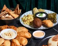 ¿Ya probaste la comida árabe de Flory Marcos? Vanessa Sierra nos recomienda qué pedir en Libanah para continuar con la dieta — Gastronomía en Monterrey, Nuevo León